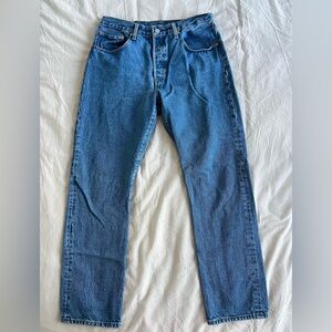 Levi’s 501 Jeans in Mid Blue